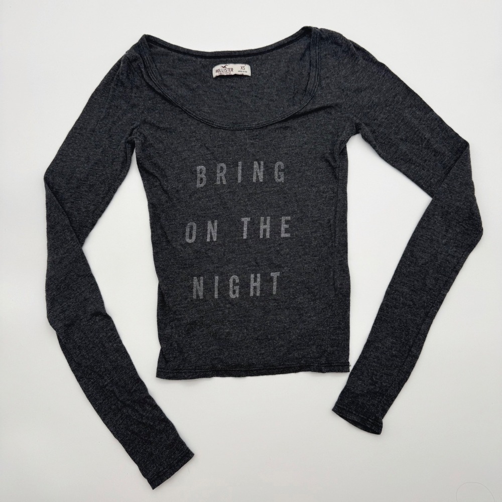 Hollister Womens XS Dark Heather Grey Bring On The Night Long Sleeve Graphic Y2K
